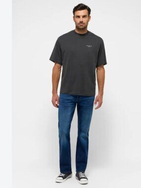 Mustang Men's Oregon Straight Leg Jeans Size 33x30